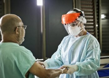 Comissão discute inclusão em planos de saúde de exames requisitados por profissionais não médicos