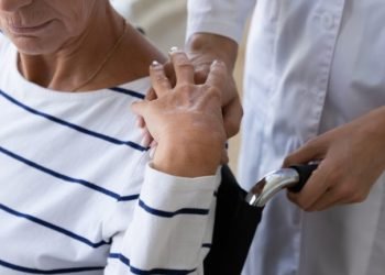 Comissão discute a importância do cuidador das pessoas com deficiências e idosos