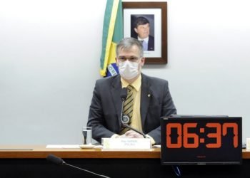 Comissão debate indução de idosos à contratação de empréstimos