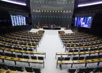 Aprovado texto-base de MP que amplia tolerância para pesagem de caminhões; acompanhe