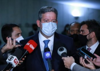 Lira lamenta “decisão unilateral” do Senado de rejeitar MP trabalhista