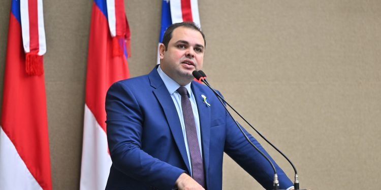 Presidente da Aleam, Roberto Cidade cobra esclarecimentos do Dnit quanto à recuperação das pontes da BR-319