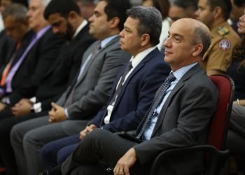 Presidente do TCE-AM participa de posse do superintendente da PF-AM