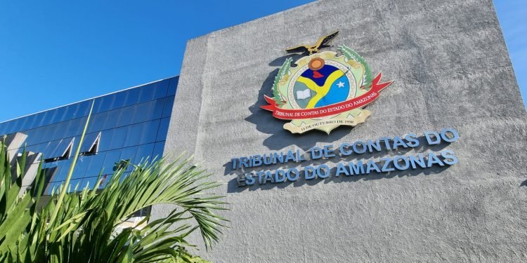 TCE-AM nomeia mais sete aprovados em concurso público