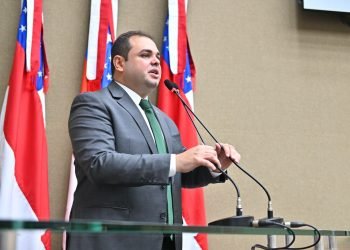 PL de Roberto Cidade propõe presença de profissional de Psicopedagogia nas redes pública e privada de ensino