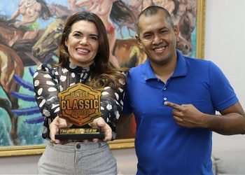 Deputada Alessandra Campelo recebe homenagem por incentivo ao jiu-jítsu no Amazonas