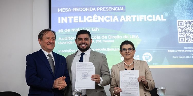TJAM firma parceria com UEA em evento sobre Inteligência Artificial