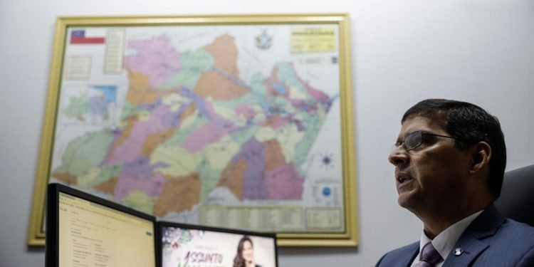 Decisão judicial determina que companhia aérea restitua valor cobrado indevidamente de cliente pela marcação de assento