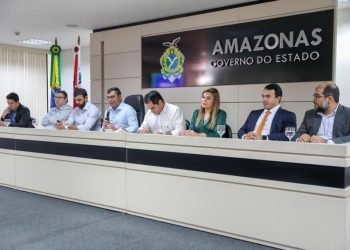 Benefícios anunciados pelo Governo do Amazonas devem alcançar mais de 30 mil servidores