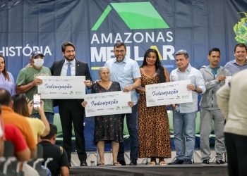 Governador Wilson Lima reassenta mais 192 famílias das comunidades da Sharp e Manaus 2000