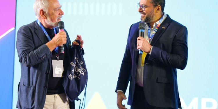 Em SP, Wilson Lima lança Campus Party Amazônia e anuncia Bruce Dickinson como palestrante internacional