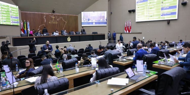 Assembleia Legislativa do Amazonas faz balanço de atividades no 1º semestre de 2023