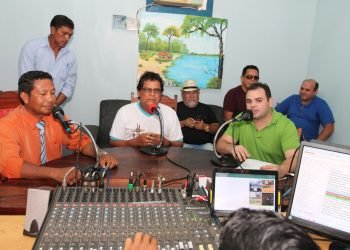 Proposta de Roberto Cidade pretende democratizar informação por meio da radiodifusão comunitária