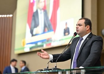 Roberto Cidade apresenta PL que torna mais humanizado o parto realizado em ambiente cirúrgico