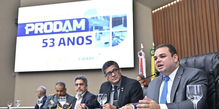 Roberto Cidade promove Sessão Especial em homenagem à Prodam pelos 53 anos de serviços prestados ao Amazonas