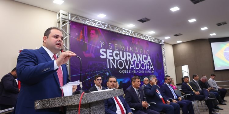 Presidente da Aleam, Roberto Cidade ressalta importância do debate sobre Segurança Pública durante ‘1º Seminário de Segurança Inovadora’
