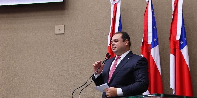 ‘Selo Produto Amazonense’, Lei de autoria de Roberto Cidade, é expandido para produtores de laticínios e demais produtos agropecuários