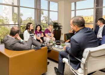 Deputada Alessandra Campelo vai ao Ministério da Justiça e participa do 4º Encontro Nacional de Procuradoras da Mulher