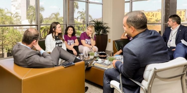 Deputada Alessandra Campelo vai ao Ministério da Justiça e participa do 4º Encontro Nacional de Procuradoras da Mulher