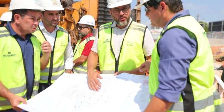 Wilson Lima apresentará critérios para adesão ao programa ‘Amazonas Meu Lar’ ainda este mês