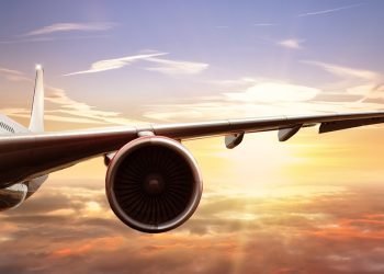 Empresas aéreas são condenadas a pagar indenização a clientes por danos morais