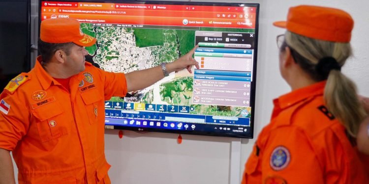 Corpo de Bombeiros implanta sala de situação e amplia monitoramento e combate de incêndios no estado