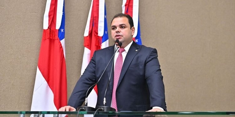 PL de Roberto Cidade que estabelece Política de Incentivo à Economia Criativa está apto à votação pelo Plenário Ruy Araújo