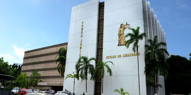 Tribunal de Justiça do Amazonas funcionará em regime de plantão no feriado de quinta-feira e no ponto facultativo de sexta
