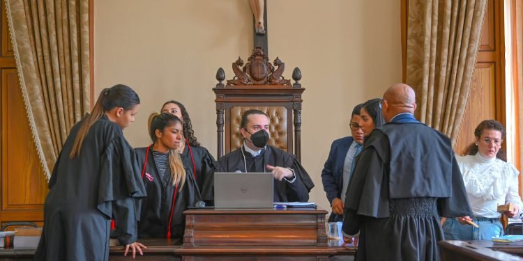 Em Manaus, Escola Superior da Magistratura do Amazonas dá início a Júri Simulado