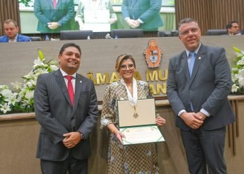 Desembargadora Nélia Caminha Jorge é homenageada com a “Medalha de Ouro Cidade de Manaus”, a maior honraria da CMM