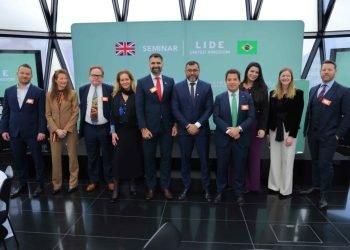 Wilson Lima apresenta potencial do mercado de carbono do Amazonas a investidores ingleses e instituições financeiras