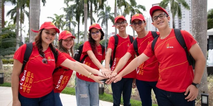 Estudantes do AM conquistam medalhas em Olimpíada Internacional de Matemática