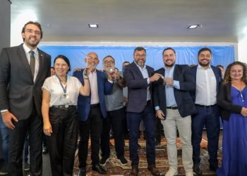 Unidades da UEA no interior são contempladas com veículos e equipamentos eletroeletrônicos