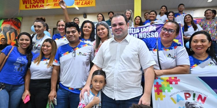 Iniciativas de Roberto Cidade fortalecem e incentivam a legislação sobre o autismo  