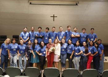 Parlamento Jovem promove palestra sobre meio ambiente e combate às drogas