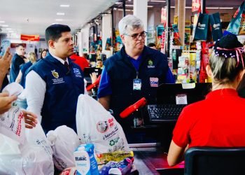 Comissão de Defesa do Consumidor da Aleam em conjunto com o Procon-AM realiza fiscalização em supermercado