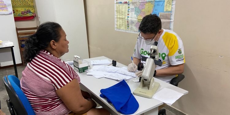 Governo Presente: SES-AM atende mais de 600 pessoas na zona leste com consultas, exames e ações de promoção à saúde