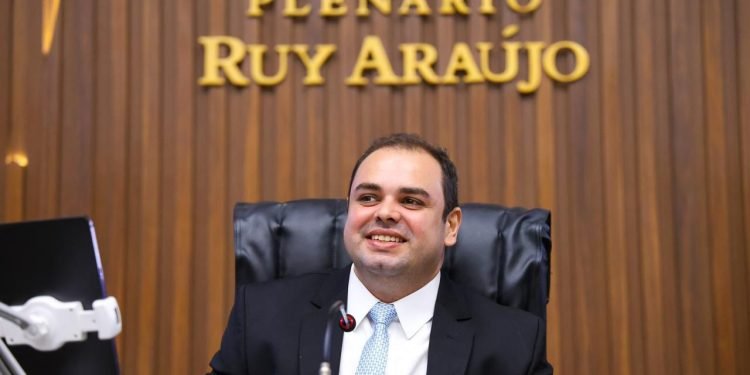 Presidente Roberto Cidade destaca a importância do ‘Observatório da Violência contra a Mulher’ para elaboração de políticas públicas