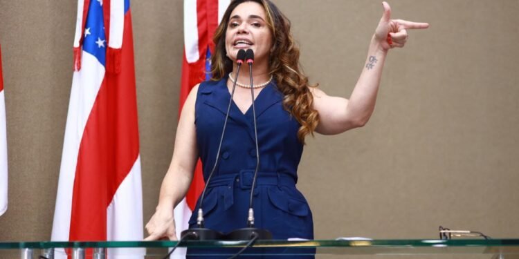 Deputada Alessandra Campelo aciona órgãos para coibir violência política contra candidata a prefeita em Boca do Acre