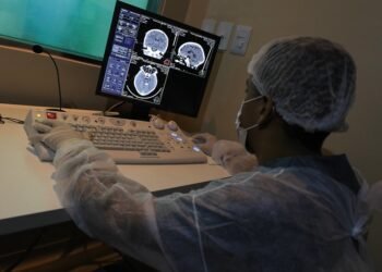 Governo do Amazonas aposta em tecnologia de ponta no diagnóstico para neurocirurgias, no HPSC da Zona Leste