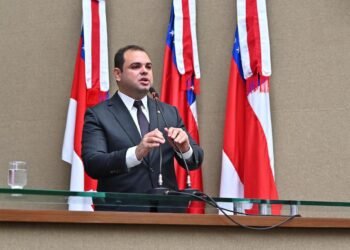 Roberto Cidade requer do IMMU relatório de fiscalizações realizadas em zonas de circulação de veículos de pesados