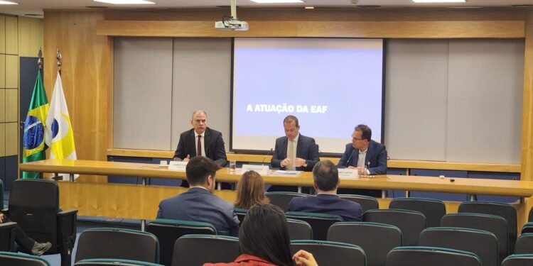 Anatel e EAF anunciam a conclusão da limpeza da faixa de 3,5 GHz em todas as cidades do Brasil com mais de um ano de antecipação