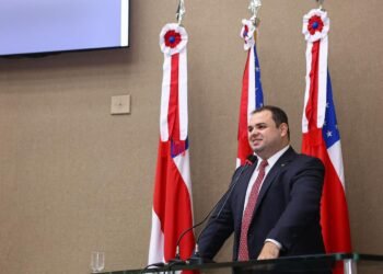 PL de Roberto Cidade amplia proteção ao consumidorde operadoras de TV por assinatura e internet