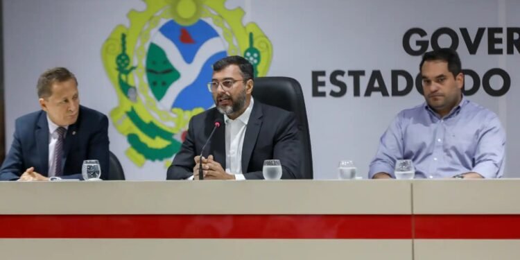 Wilson Lima anuncia injeção de R$ 1,6 bilhão na economia com pagamento do 13° salário e Auxílio Estadual
