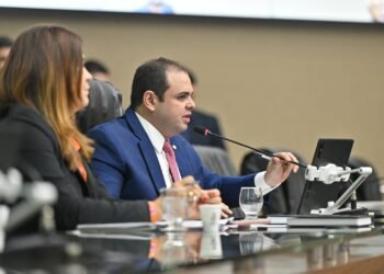 Projeto de Roberto Cidade, em tramitação na Aleam, amplia proteção ao consumidor de operadoras de TV por assinatura e internet