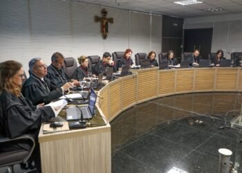 Com uma composição majoritariamente feminina, o TRE-AM inicia os trabalhos do judiciário no ano que antecede o pleito