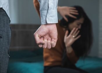 Justiça do Trabalho condena empresa a indenizar ex-empregada por assédio sexual