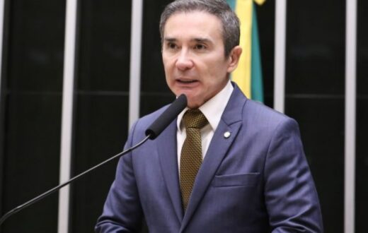 Projeto propõe canais permanentes e bloqueio emergencial para proteger idosos de fraudes