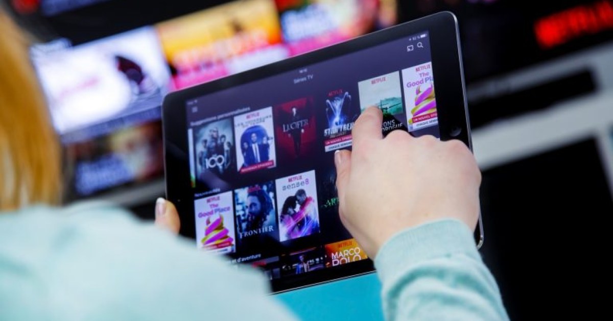 Câmara analisa projeto que diferencia publicidade em planos pagos e gratuitos de streaming
